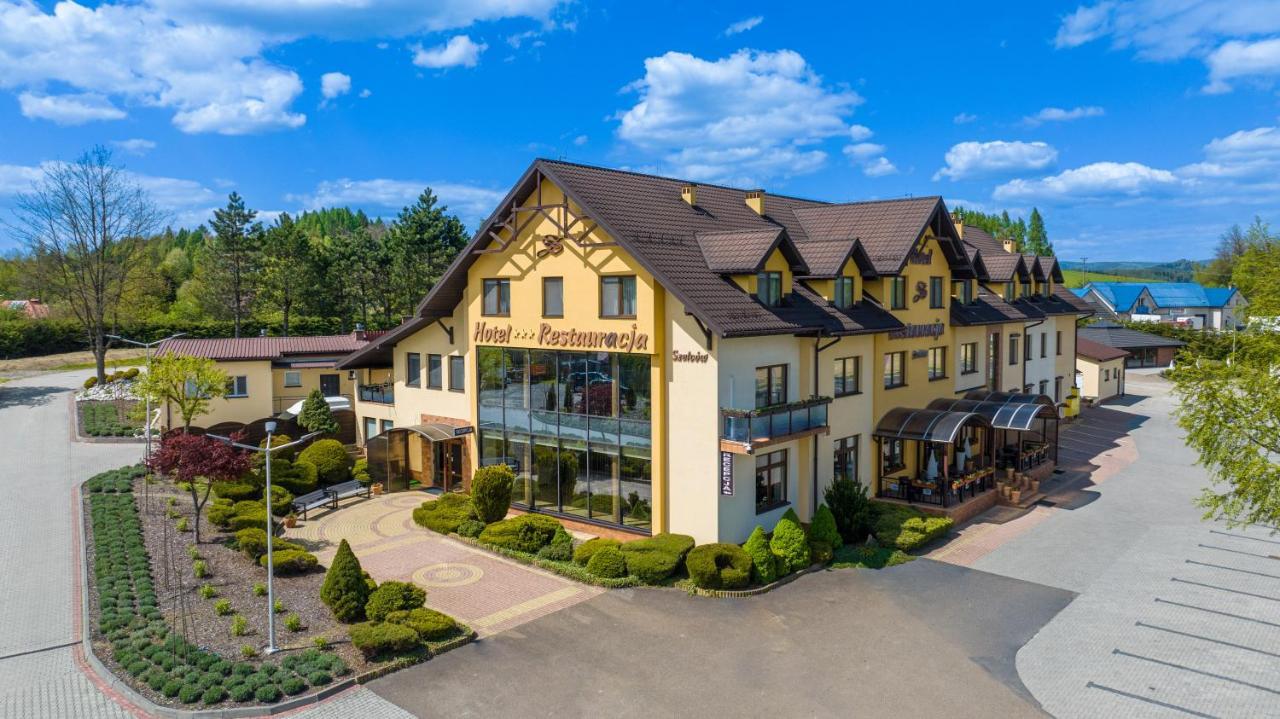 Hotel Szelcow 레스코 외부 사진